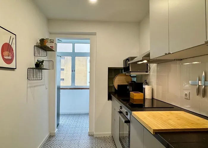 Whome Charming & Stylish In Benfica