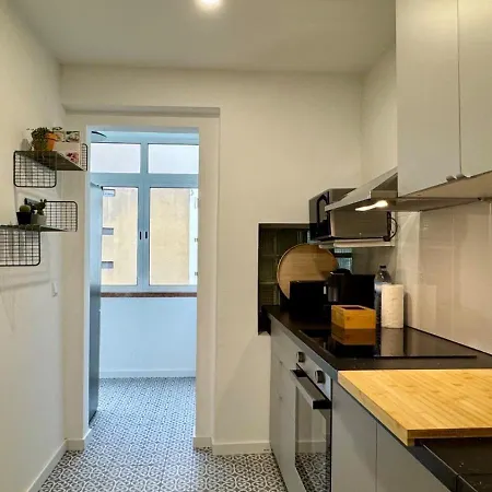 Whome Charming&stylish In Benfica