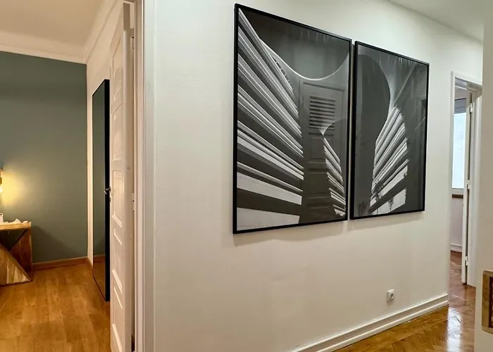Apartment Whome Charming&stylish In Benfica Lissabon